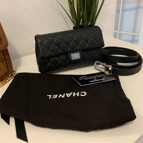 ❌SOLD ON MY WEBSITE ❌Chanel reissue 2.55 waistbag - Picture 1 of 12